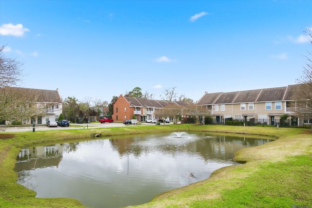 2106 Belle Pointe Alley, Baton Rouge, LA 70820