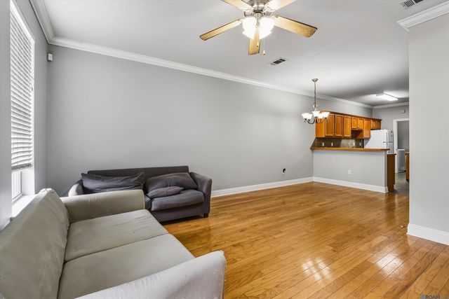 2106 Belle Pointe Alley, Baton Rouge, LA 70820