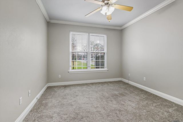 2106 Belle Pointe Alley, Baton Rouge, LA 70820