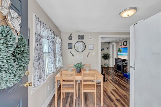 2521 4TH STREET S, St Petersburg, FL 33705