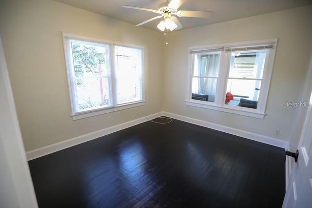 2521 4TH STREET S, St Petersburg, FL 33705