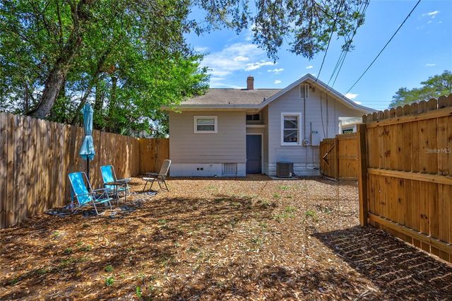 2521 4TH STREET S, St Petersburg, FL 33705