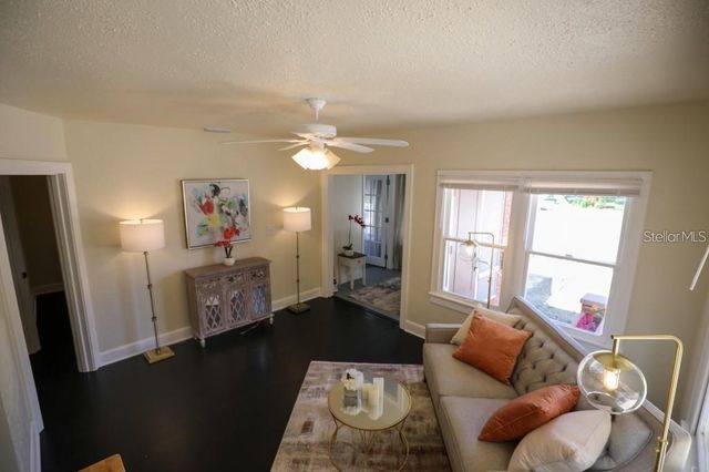 2521 4TH STREET S, St Petersburg, FL 33705