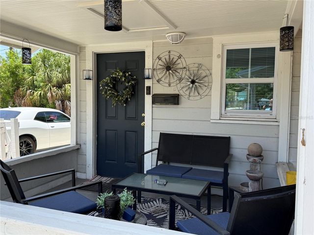 2521 4TH STREET S, St Petersburg, FL 33705