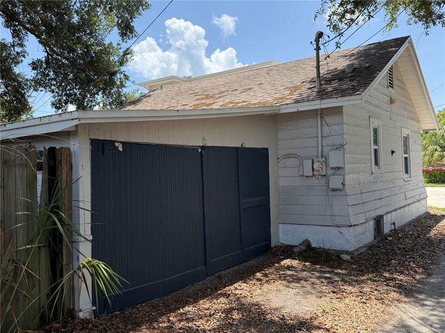 2521 4TH STREET S, St Petersburg, FL 33705