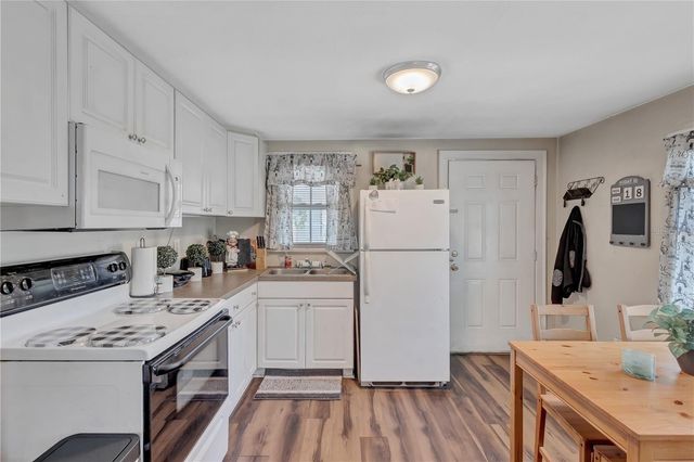 2521 4TH STREET S, St Petersburg, FL 33705