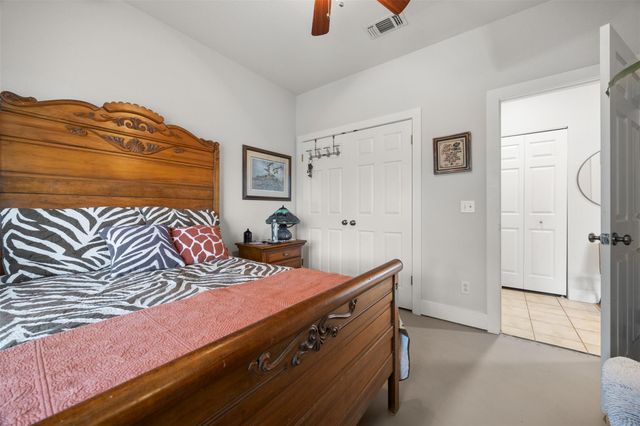 29 Creek Side DR, Wimberley, TX 78676