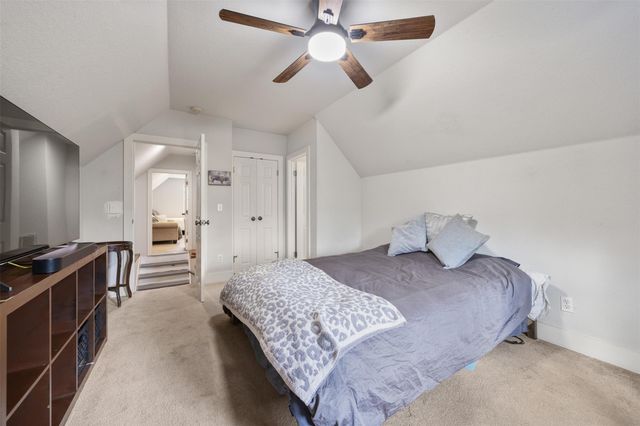29 Creek Side DR, Wimberley, TX 78676