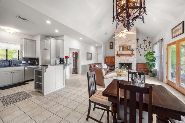 29 Creek Side DR, Wimberley, TX 78676