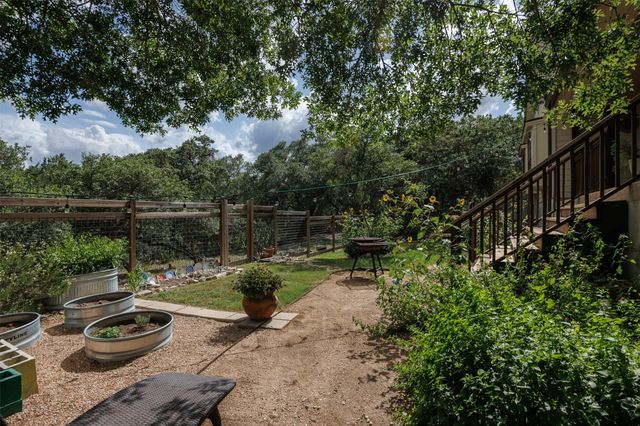 29 Creek Side DR, Wimberley, TX 78676