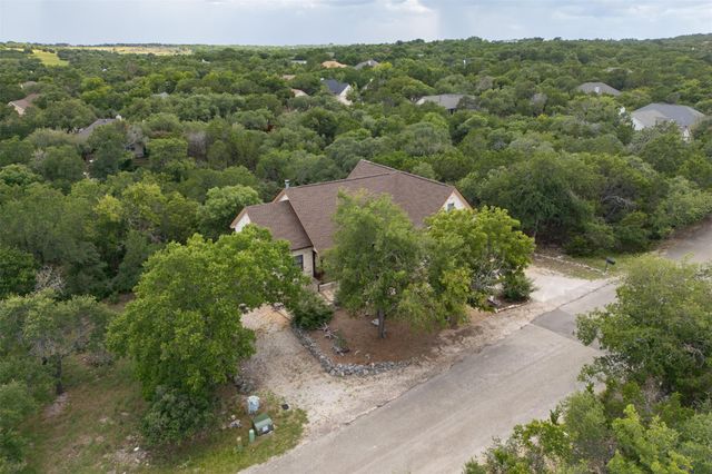29 Creek Side DR, Wimberley, TX 78676