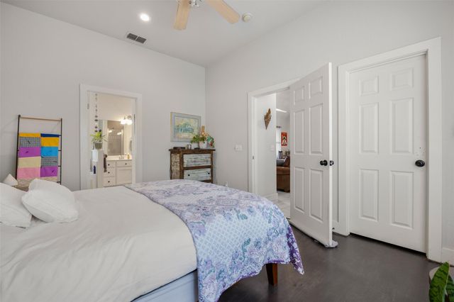 29 Creek Side DR, Wimberley, TX 78676