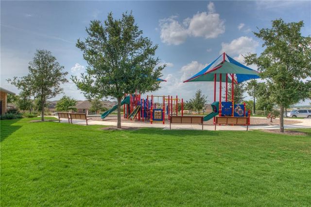 564 Moonwalker TRL, Buda, TX 78610