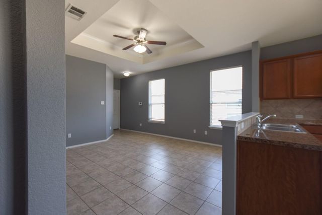564 Moonwalker TRL, Buda, TX 78610