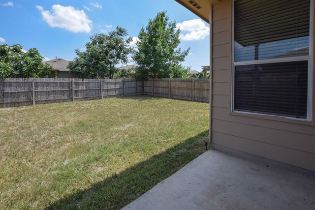 564 Moonwalker TRL, Buda, TX 78610