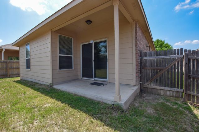 564 Moonwalker TRL, Buda, TX 78610