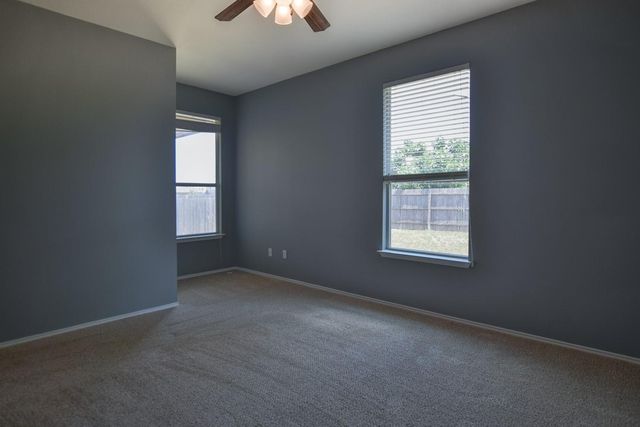564 Moonwalker TRL, Buda, TX 78610