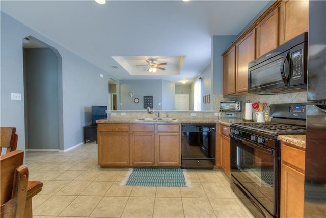 564 Moonwalker TRL, Buda, TX 78610