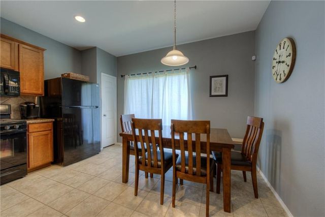 564 Moonwalker TRL, Buda, TX 78610