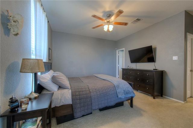564 Moonwalker TRL, Buda, TX 78610