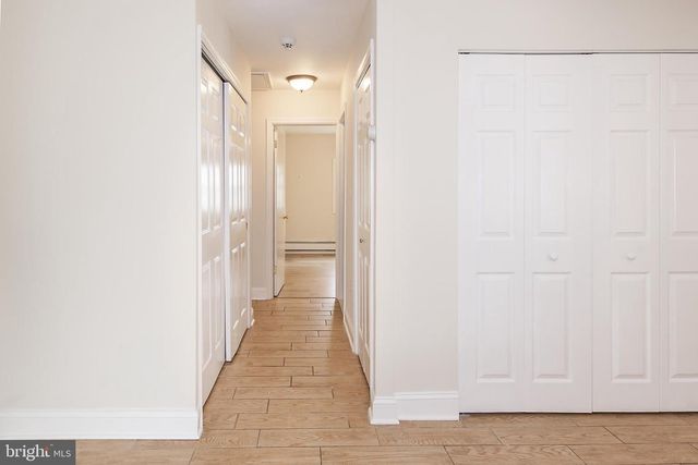 5 SWEETBRIAR LN, Levittown, PA 19055