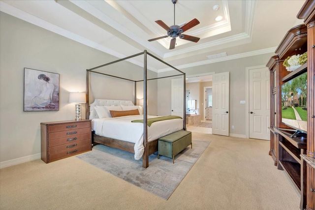 51 Deerwood Court, Lake Jackson, TX 77566