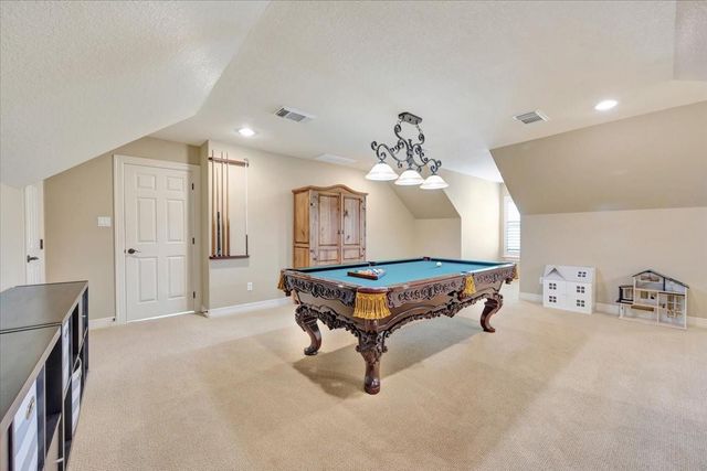 51 Deerwood Court, Lake Jackson, TX 77566