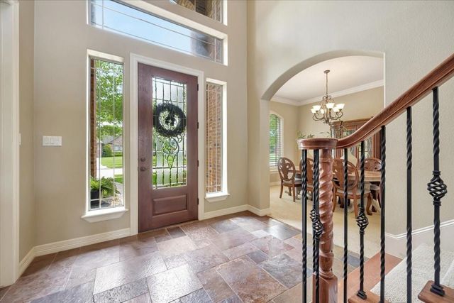 51 Deerwood Court, Lake Jackson, TX 77566