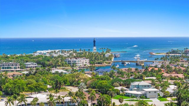 2755 NE 28th Ave F2, Lighthouse Point, FL 33064