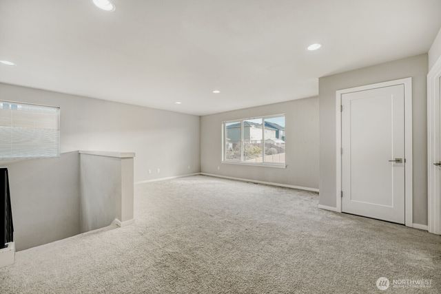 12482 SE 301st Place, Auburn, WA 98092