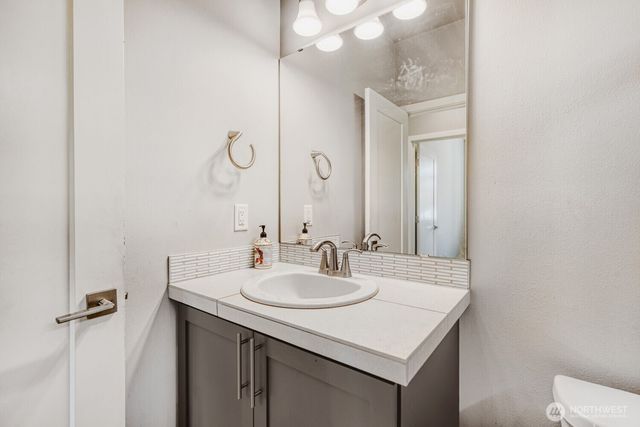 12482 SE 301st Place, Auburn, WA 98092