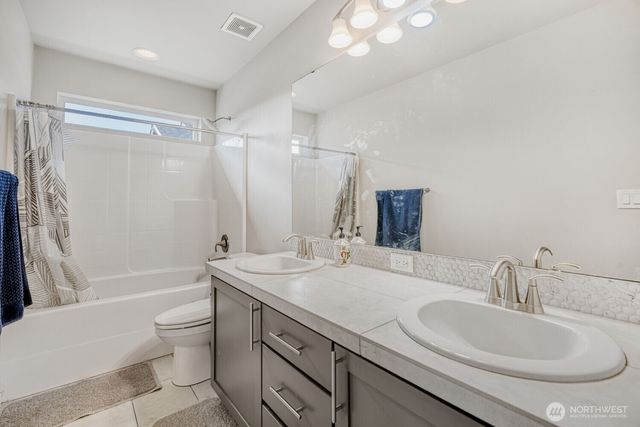 12482 SE 301st Place, Auburn, WA 98092