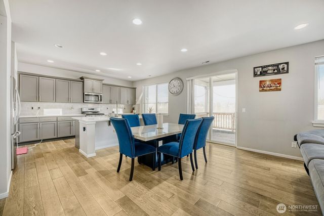 12482 SE 301st Place, Auburn, WA 98092