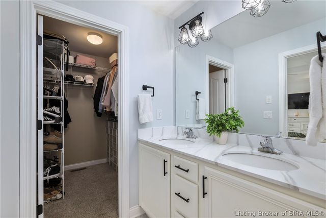 5248 Bogue Homa Drive, Sellersburg, IN 47172