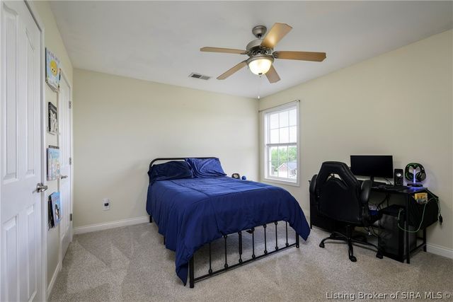 5248 Bogue Homa Drive, Sellersburg, IN 47172
