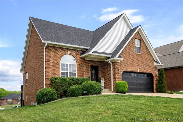 5248 Bogue Homa Drive, Sellersburg, IN 47172