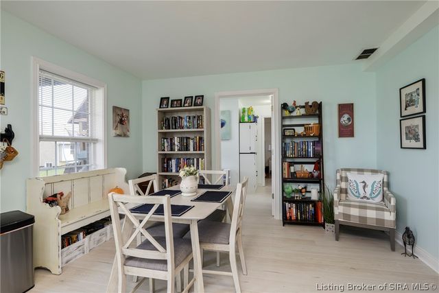 5248 Bogue Homa Drive, Sellersburg, IN 47172