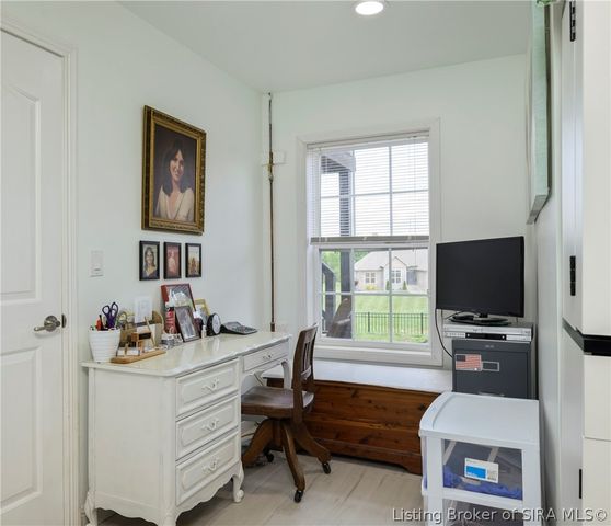 5248 Bogue Homa Drive, Sellersburg, IN 47172