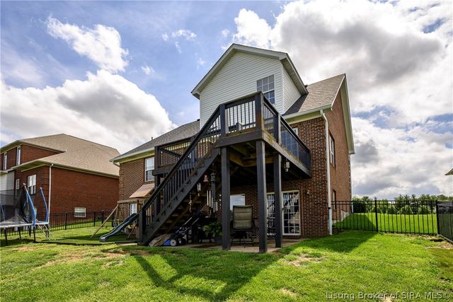 5248 Bogue Homa Drive, Sellersburg, IN 47172