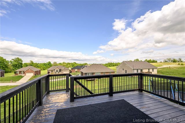 5248 Bogue Homa Drive, Sellersburg, IN 47172