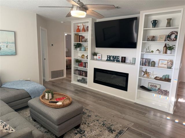 5231 POMPANO ROAD, Venice, FL 34293