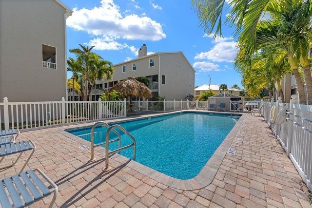 1117 PINELLAS BAYWAY S 306, St Petersburg, FL 33715