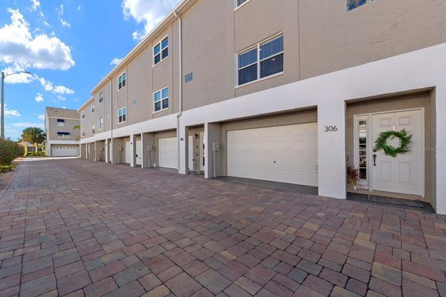 1117 PINELLAS BAYWAY S 306, St Petersburg, FL 33715