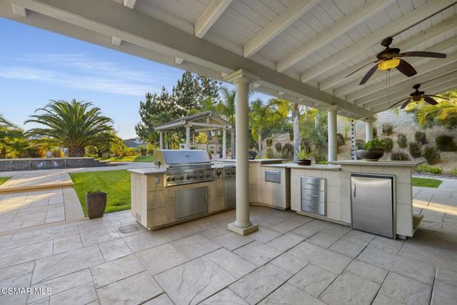 12364 Palmer Drive, Moorpark, CA 93021