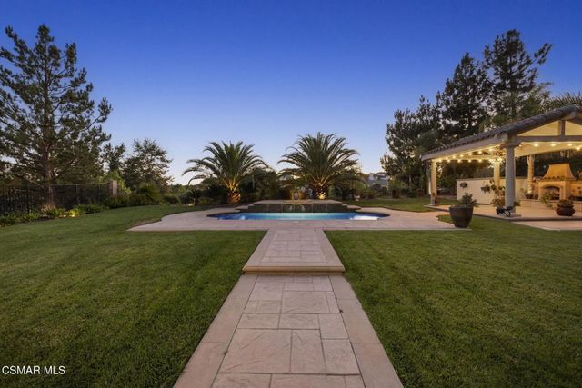 12364 Palmer Drive, Moorpark, CA 93021