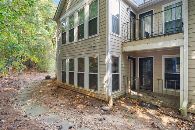 4013 Lake Pointe Circle, Roswell, GA 30075