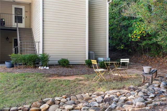 4013 Lake Pointe Circle, Roswell, GA 30075