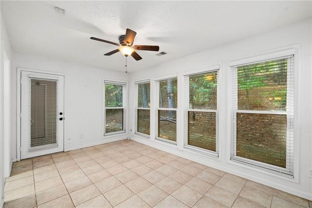 4013 Lake Pointe Circle, Roswell, GA 30075