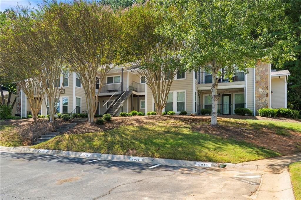 4013 Lake Pointe Circle, Roswell, GA 30075
