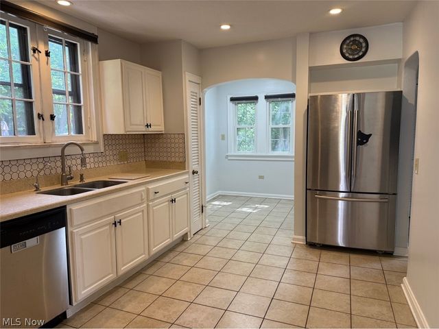 3750 Washington Boulevard, University Heights, OH 44118
